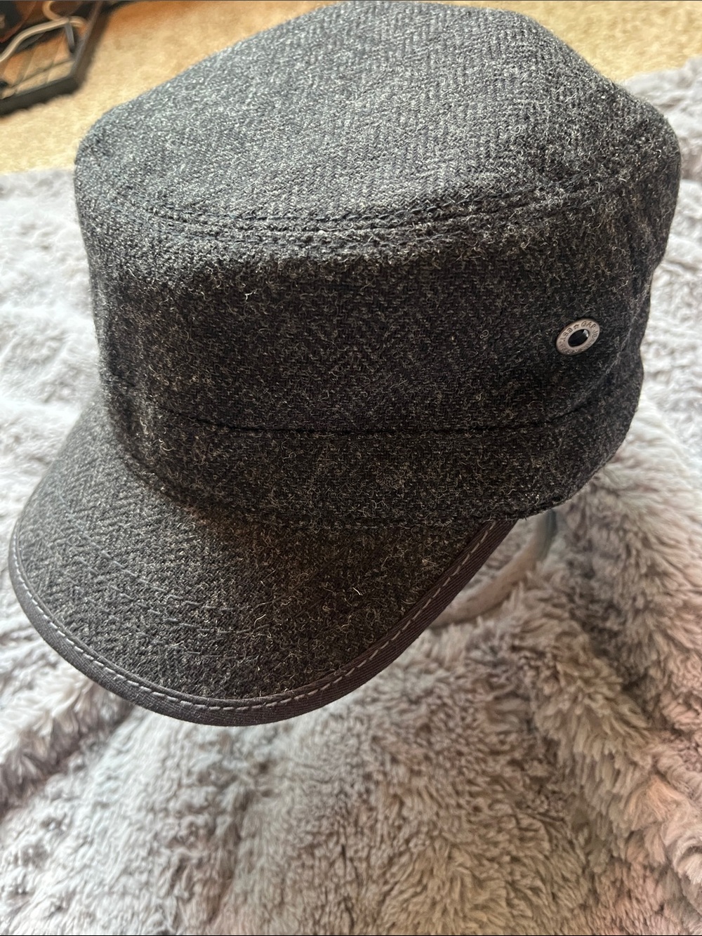 GAP Nineteen 69 quality construction wool grey army hat / newsboy hat